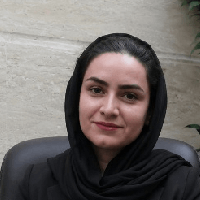 مریم نادری